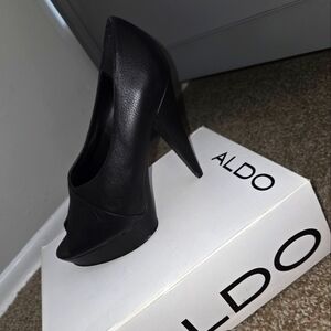 ALDO "FOSSO" OPEN TOE HEELS SZ 10 (40)